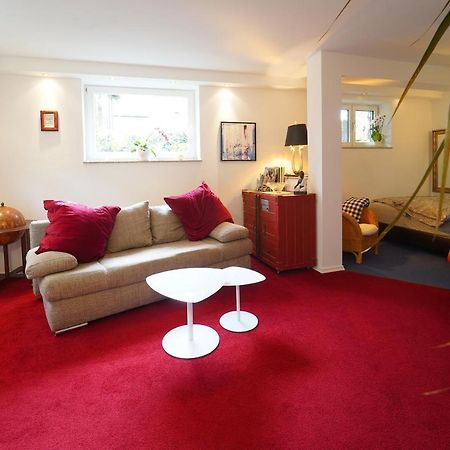 Freundliche Ferienwohnung Bad Urach Exteriör bild