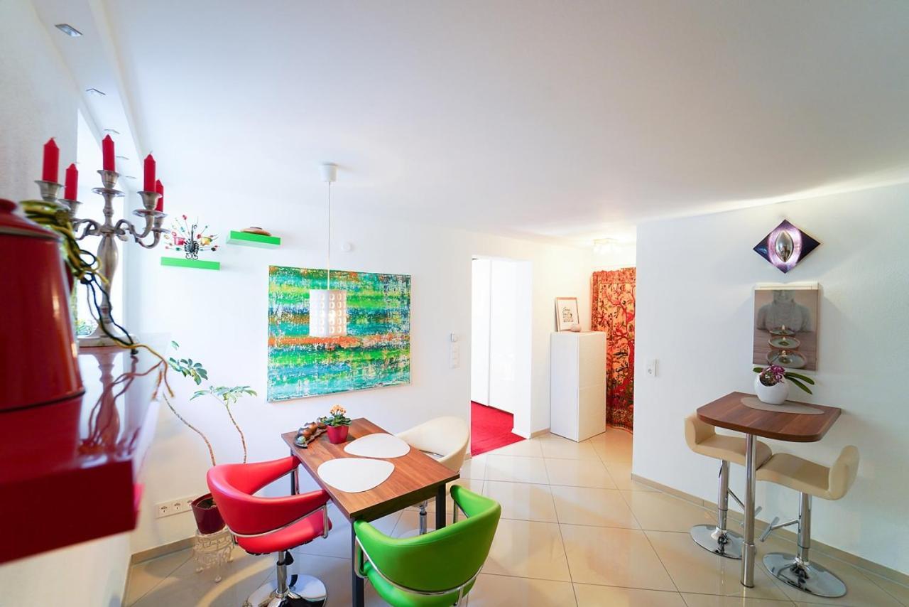 Freundliche Ferienwohnung Bad Urach Exteriör bild